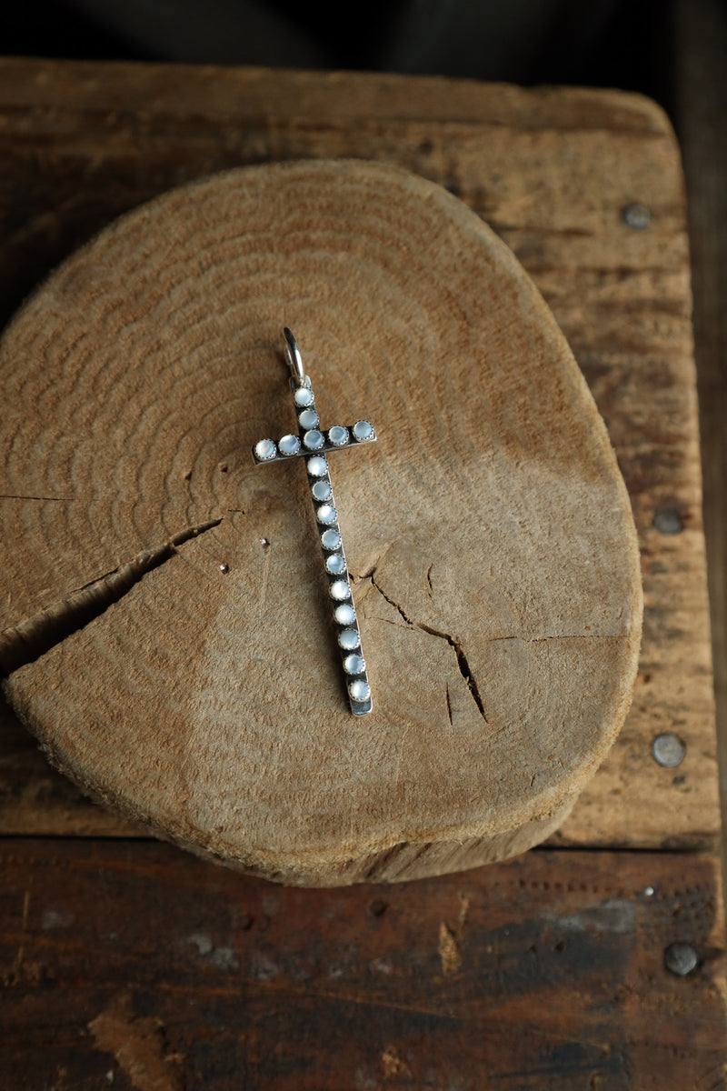 Richard Schmidt 17" Mother Of Pearl Dots Cross Pendant