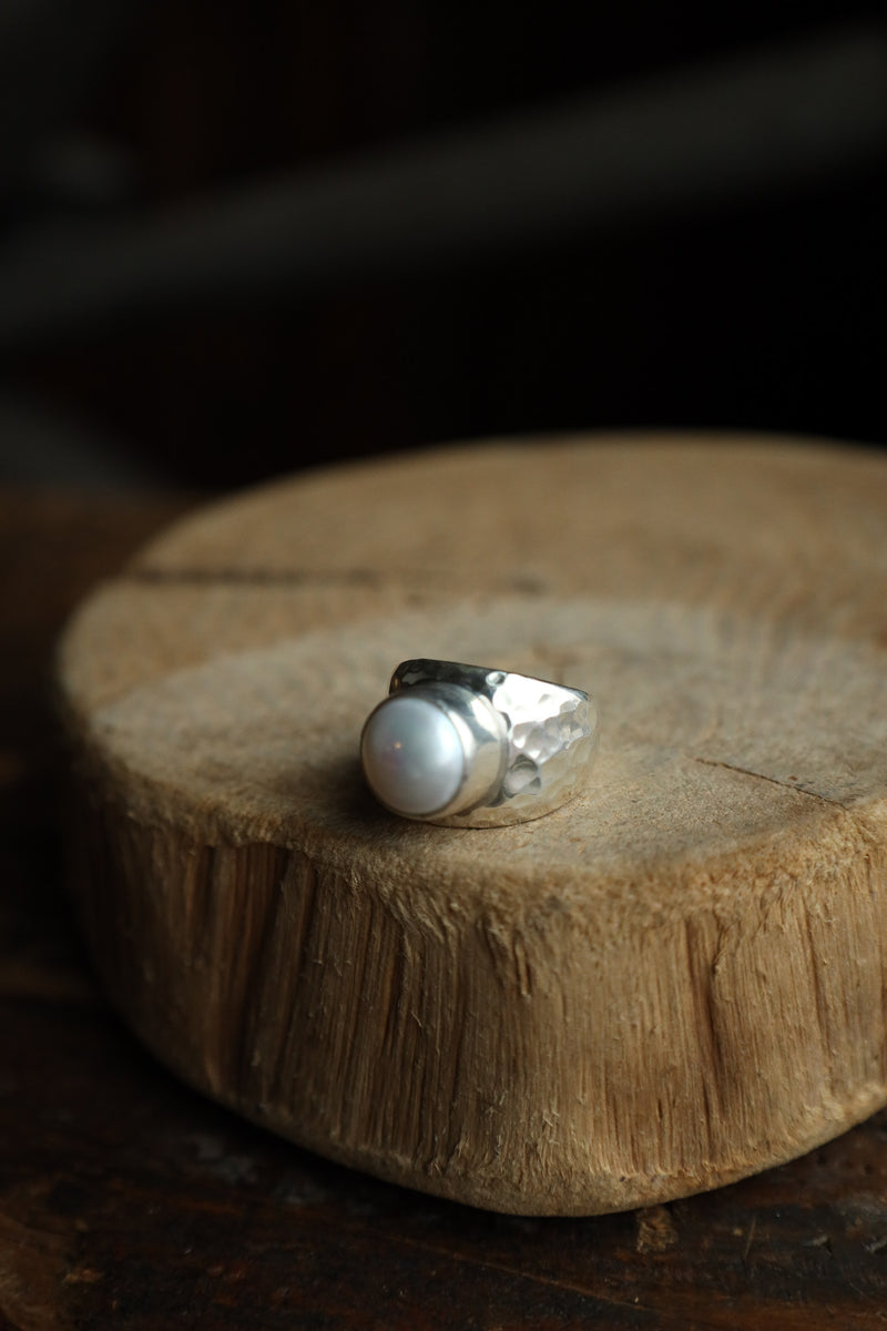 Richard Schmidt Pearl Standout Dome Ring- Size 9