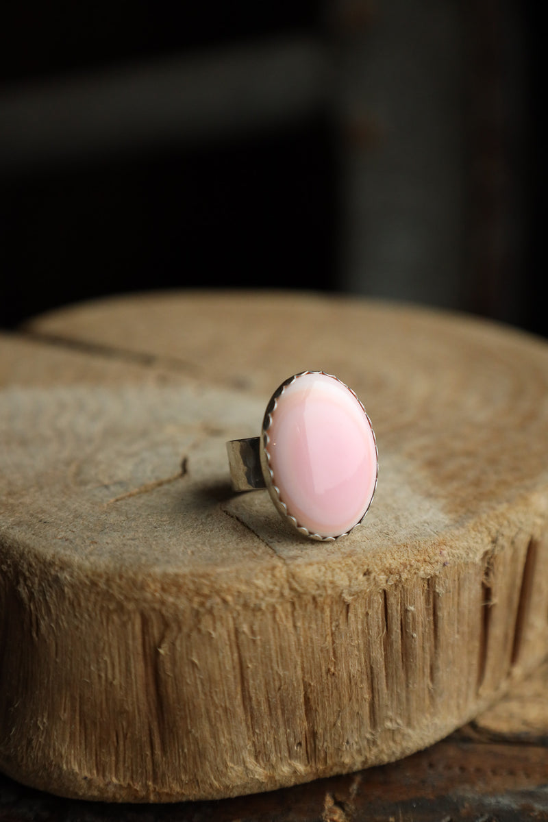 Richard Schmidt Pink Conc Oval Ring- Size 7