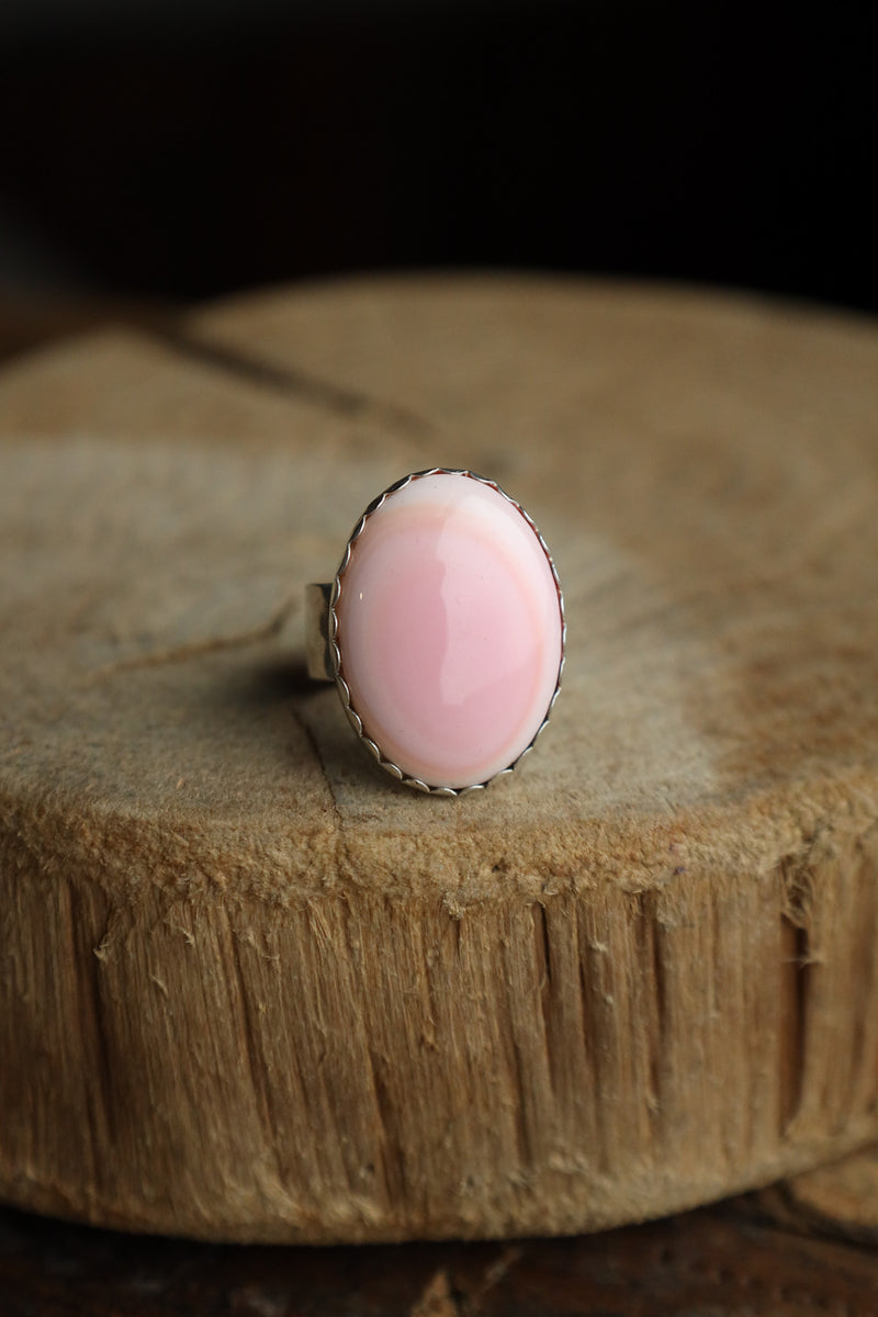 Richard Schmidt Pink Conc Oval Ring- Size 7