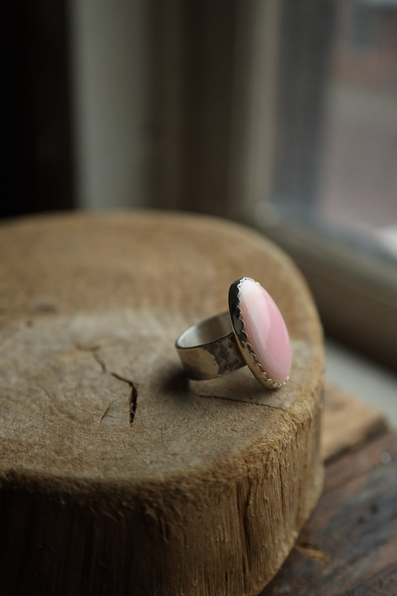 Richard Schmidt Pink Conc Oval Ring- Size 7