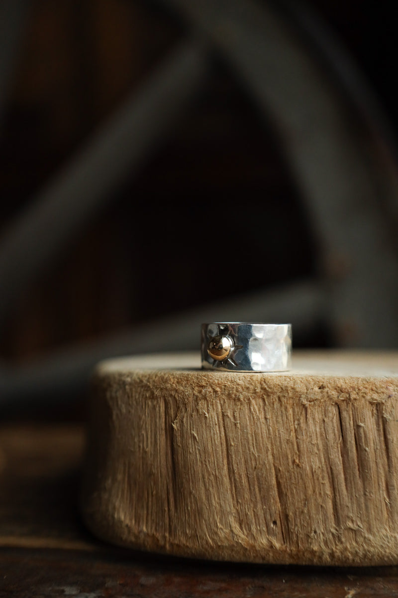 Richard Schmidt Gold Bead With Rays Ring- Size 8.5