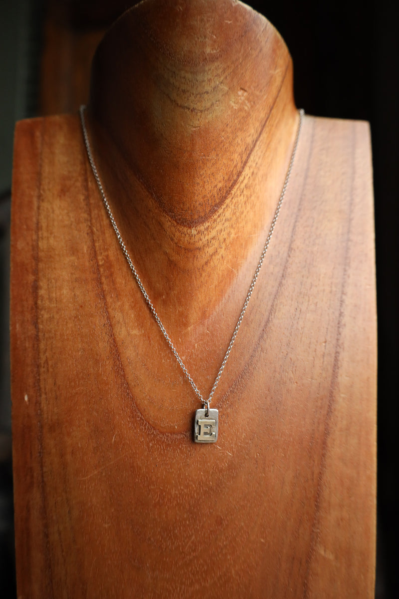 Richard Schmidt 18" Gold E Initial Necklace