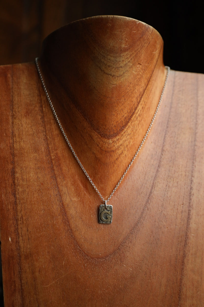 Richard Schmidt 16" Gold G Initial Necklace