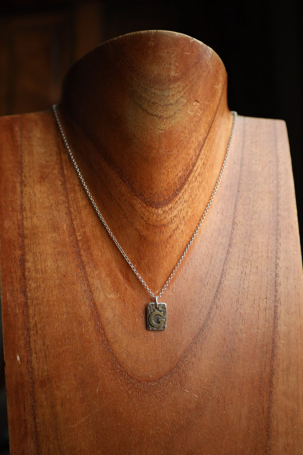 Richard Schmidt 16" Gold G Initial Necklace