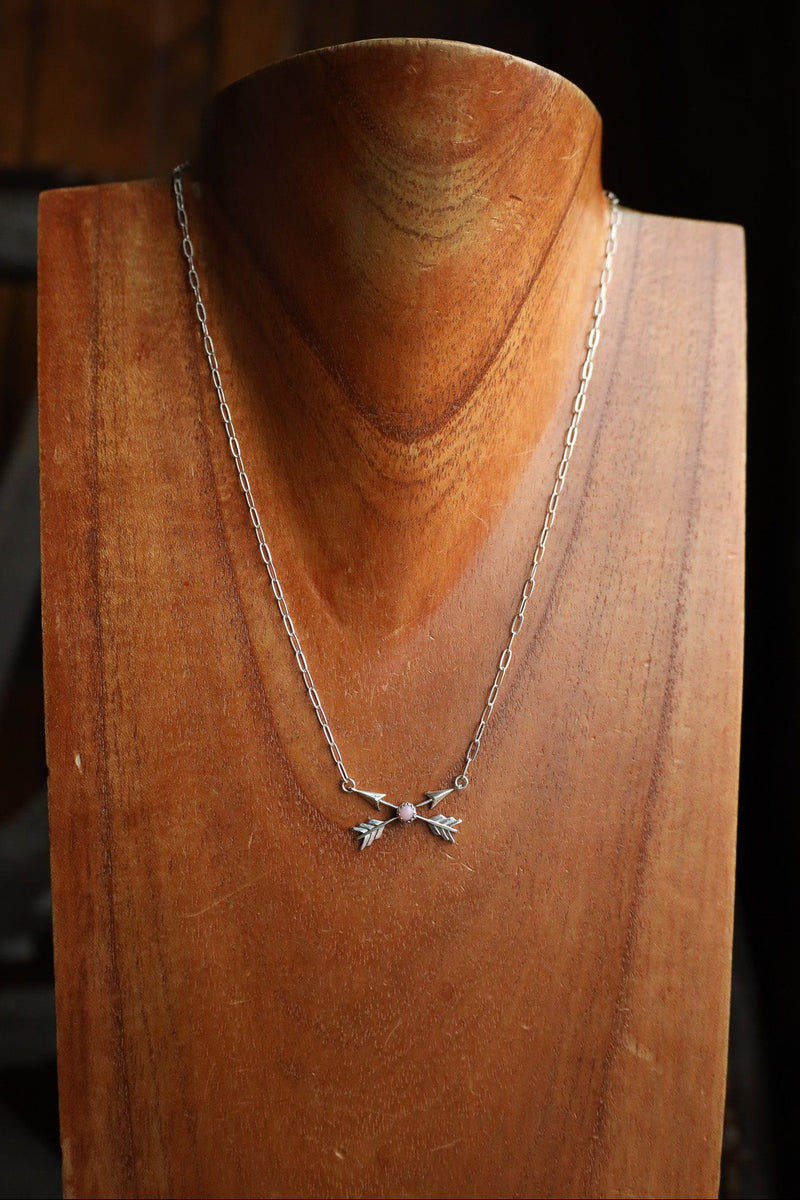 Richard Schmidt 18" Crossed Arrows Conch Necklace