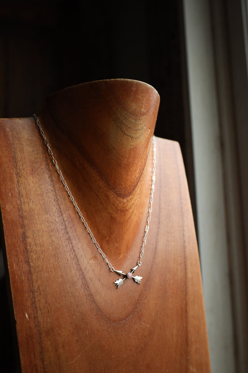 Richard Schmidt 16" Crossed Arrows Pink Conch 16" Necklace