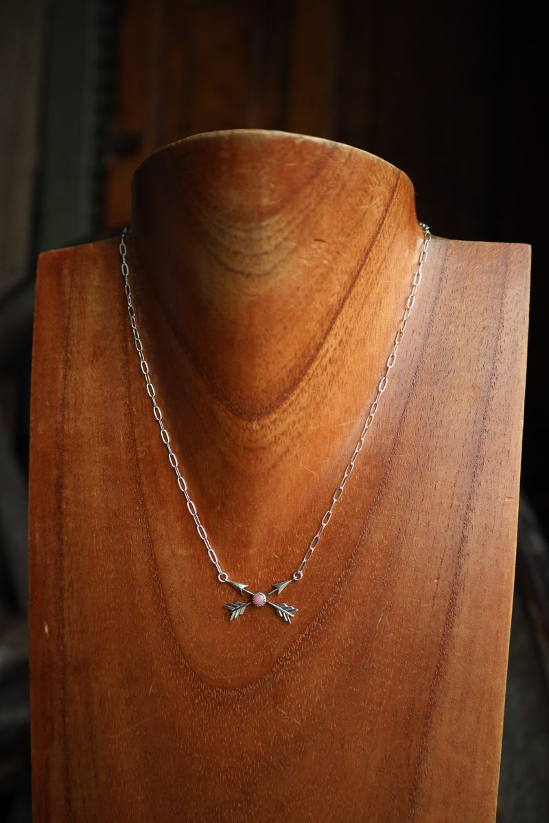 Richard Schmidt 16" Crossed Arrows Pink Conch 16" Necklace