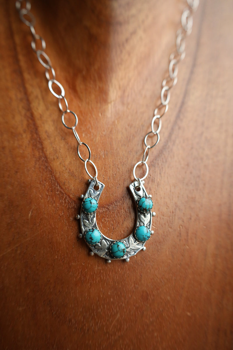 Richard Schmidt Horseshoe With 5 Turquoise Link Chain Necklace