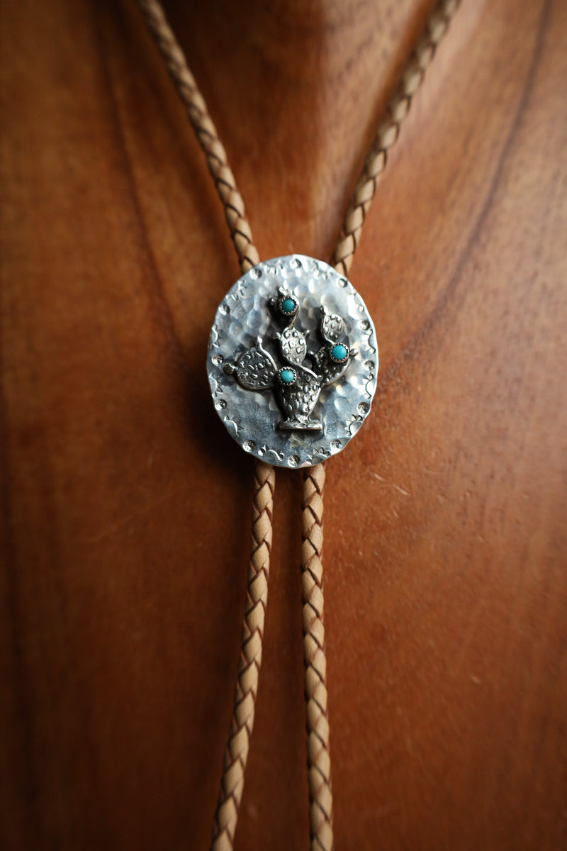 Richard Schmidt Prickly Pear Turquoise Tan Leather Bolo