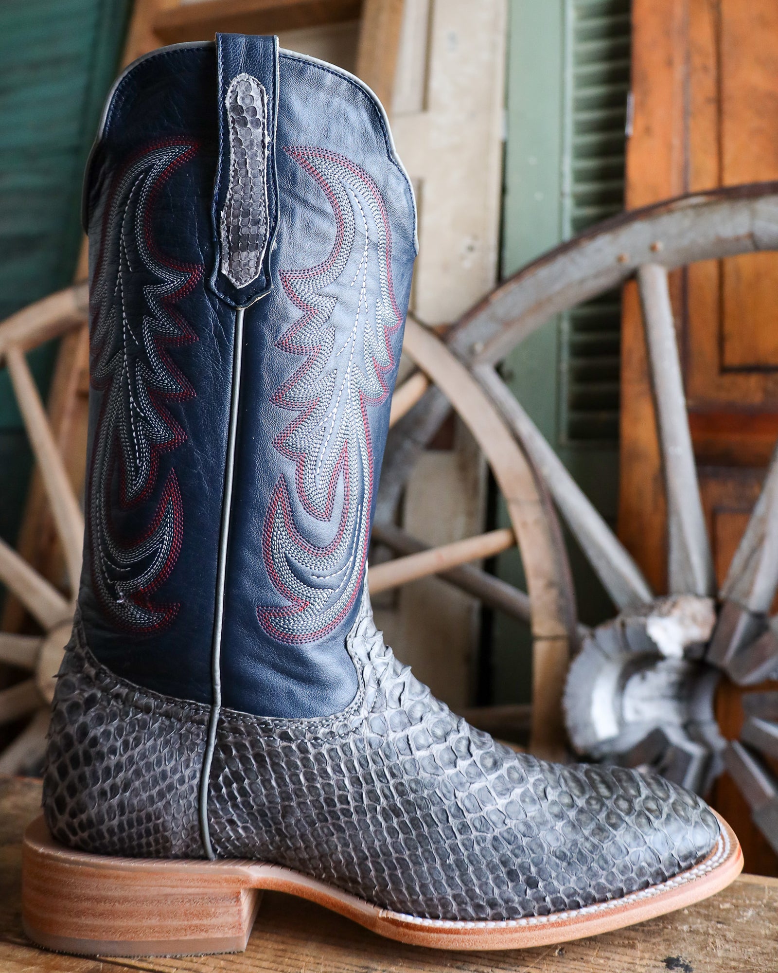 0D6A5132_1600x.jpg?v=1741983125