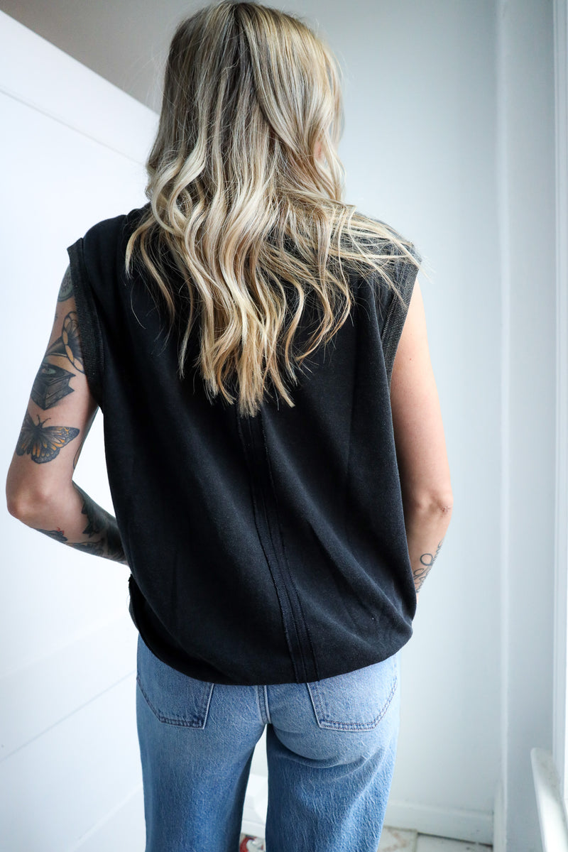 Eesome Embroidered Horseshoe Sleeveless Top