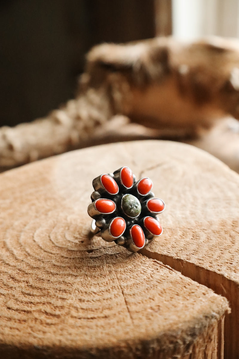 CORAL OVALS WITH GREEN TURQUOISE ROUND RING- SIZE 5