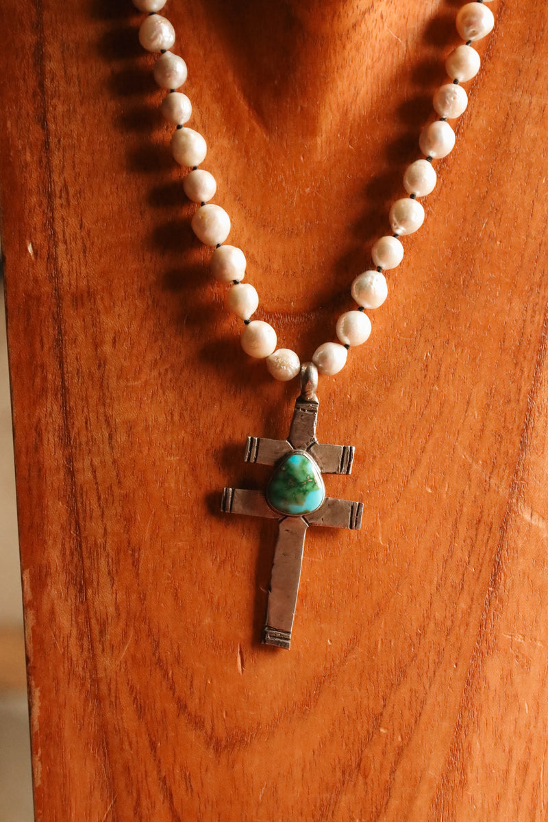 LOVE TOKENS PEARLS DRAGONFLY CROSS WITH TURQUOISE NECKLACE