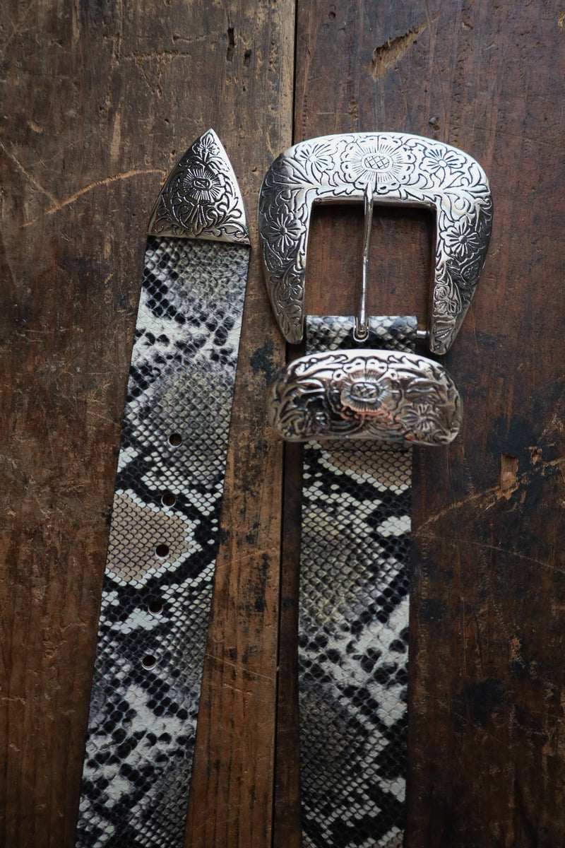 STREETS AHEAD BIG BUCKLE BELT- BLACK SNAKE – Maverick Fine  display picture 1