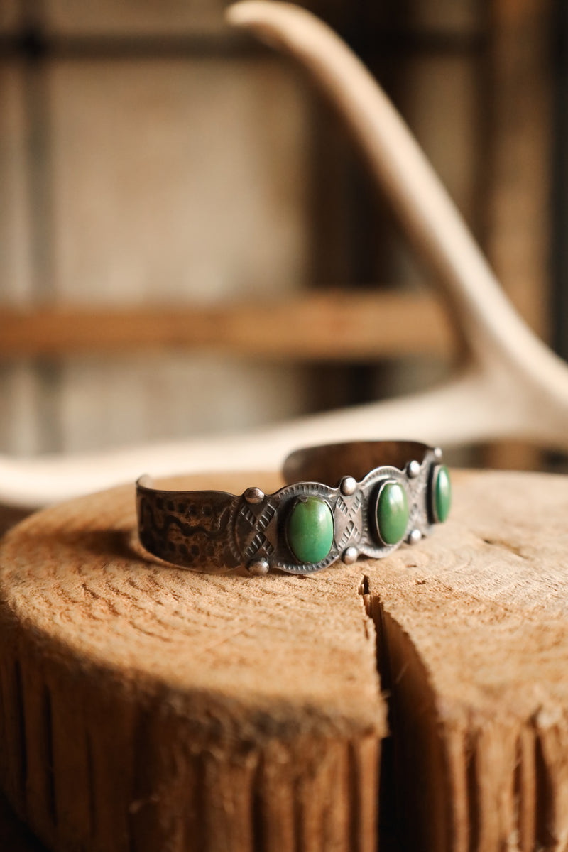 3 Green Oval 2 Snakes Stamped Cuff 