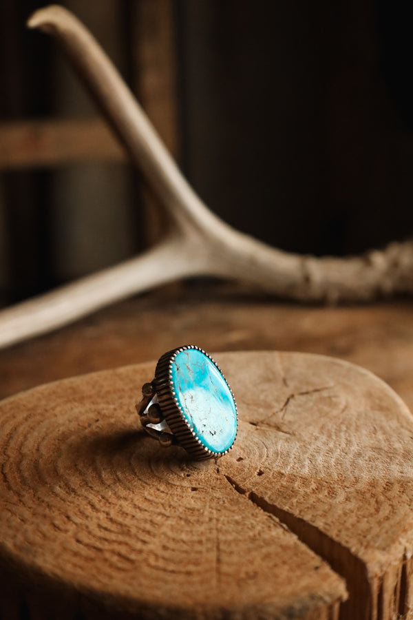 TURQUOISE WIDE STRIPE VESSEL RING- SIZE 7