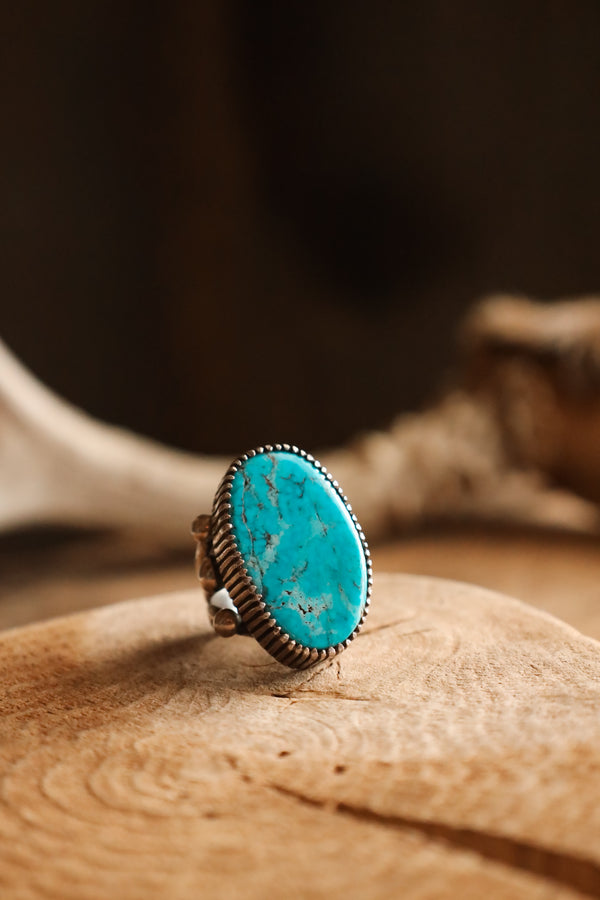 TURQUOISE WIDE STRIPE VESSEL RING- SIZE 7