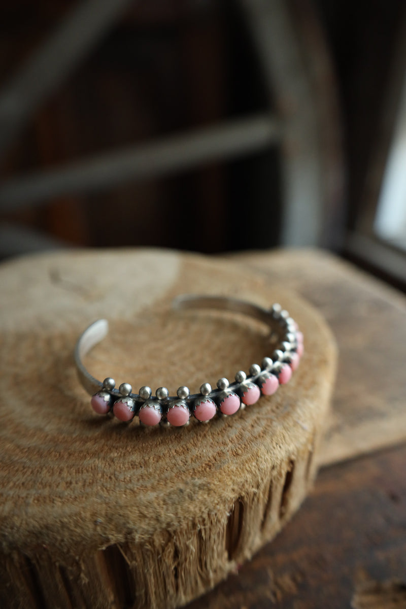 14 Pink Conch Stone Cuff Bracelet