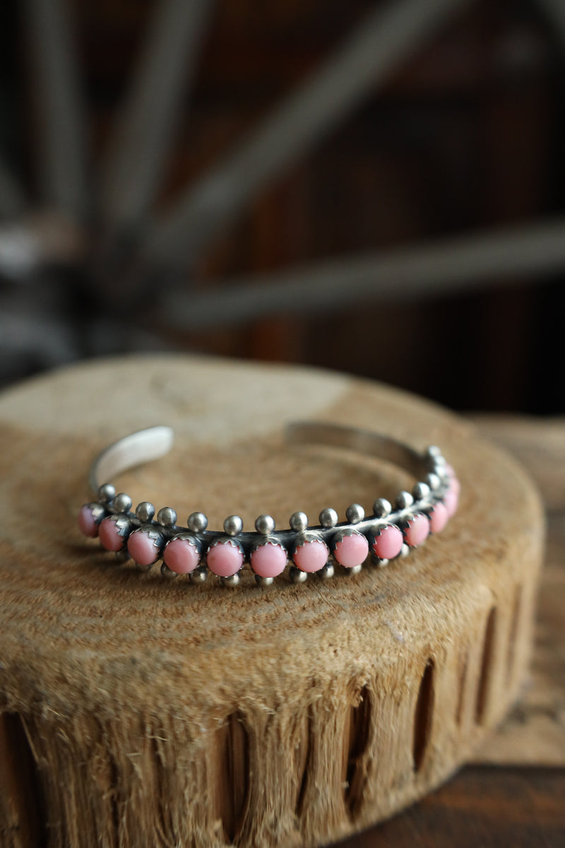 14 Pink Conch Stone Cuff Bracelet