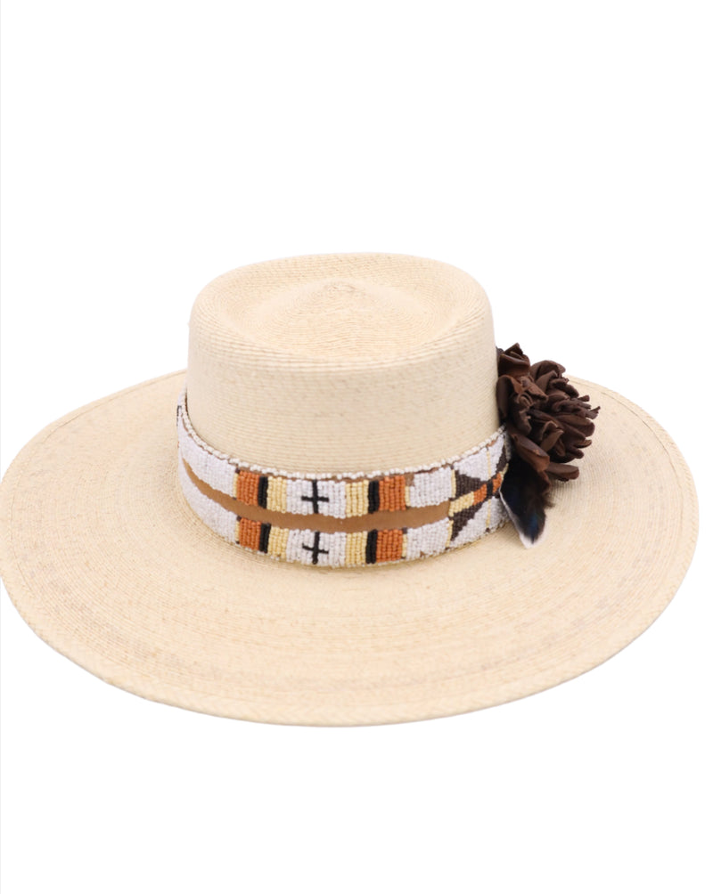 DONNA MARIE TAN, WHITE AND BROWN BEADS BROWN ROSE HAT 