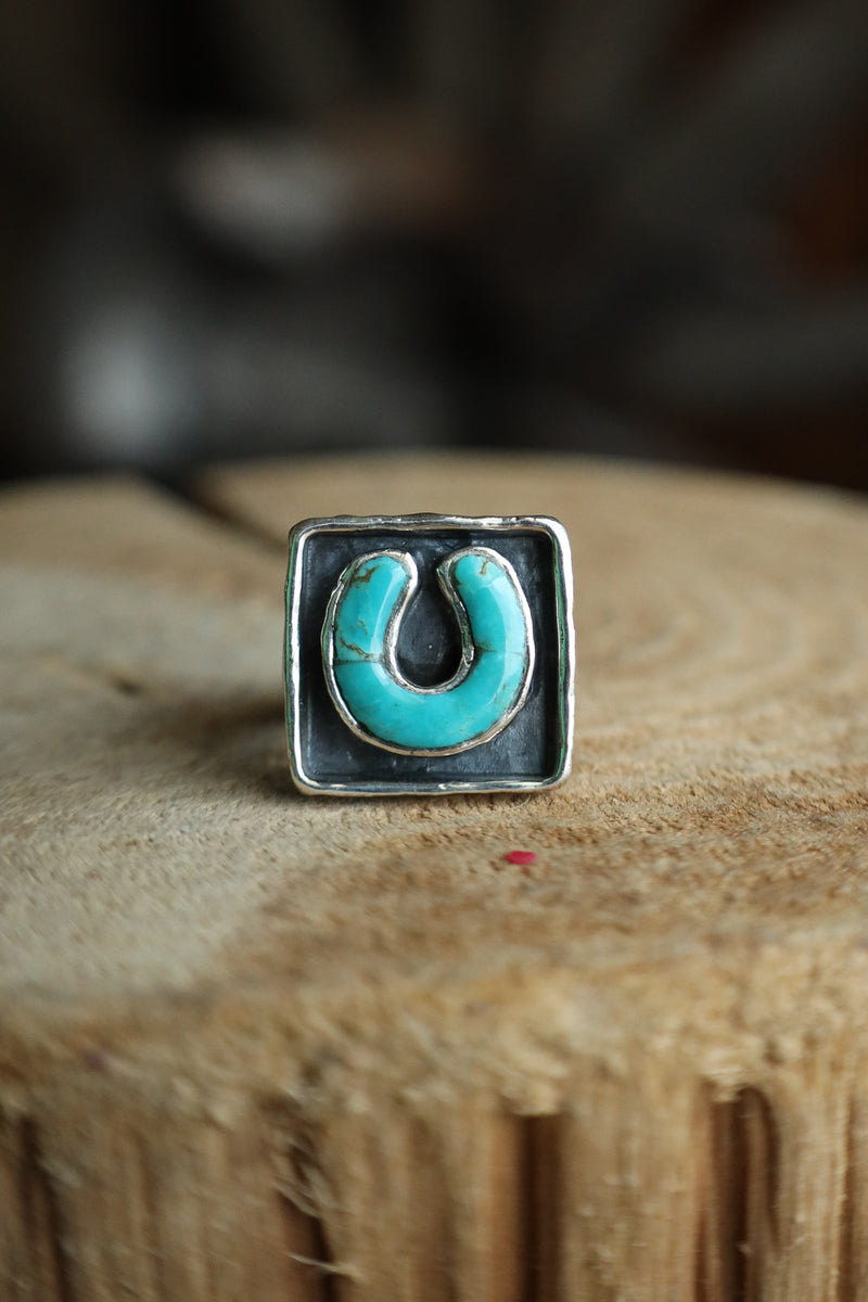 Peyote Bird Turquoise Horseshoe Signet Ring- Size 6