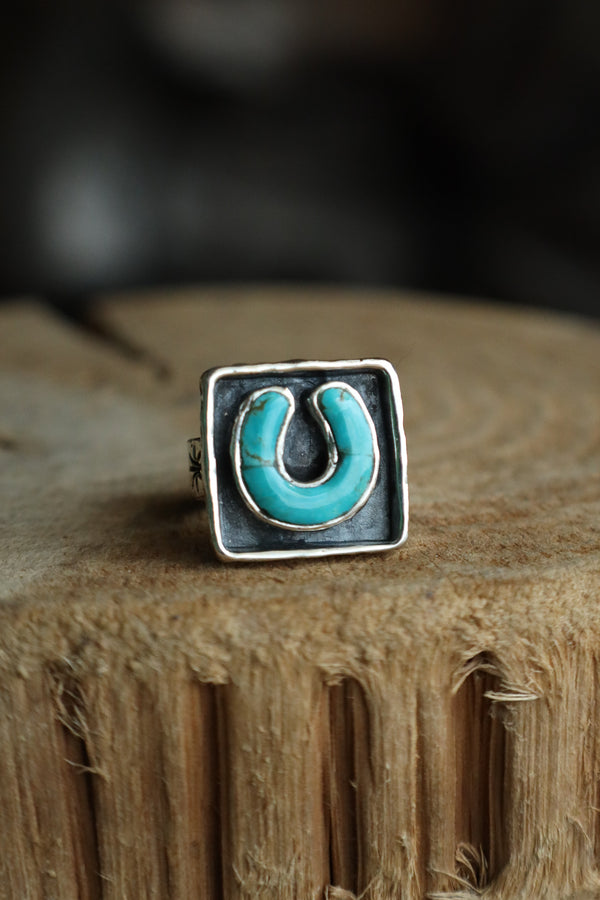 Peyote Bird Turquoise Horseshoe Signet Ring- Size 6