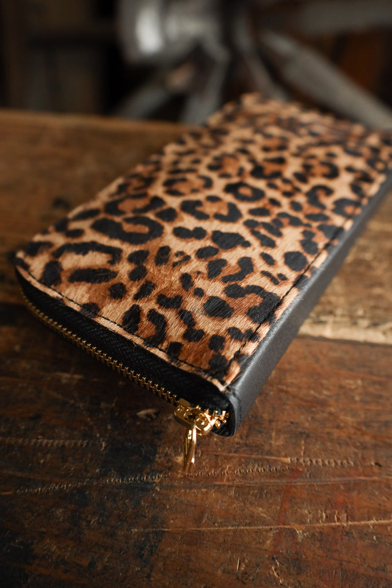 Maverick Exclusive Cheetah With Zipper Gold Wallet 