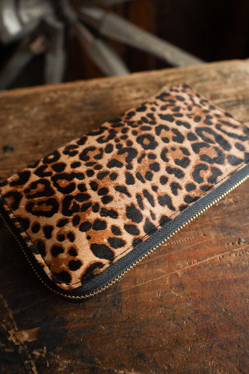 Maverick Exclusive Cheetah With Zipper Gold Wallet 