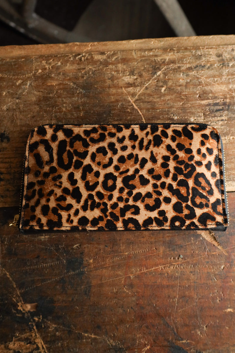 Maverick Exclusive Cheetah With Zipper Gold Wallet 