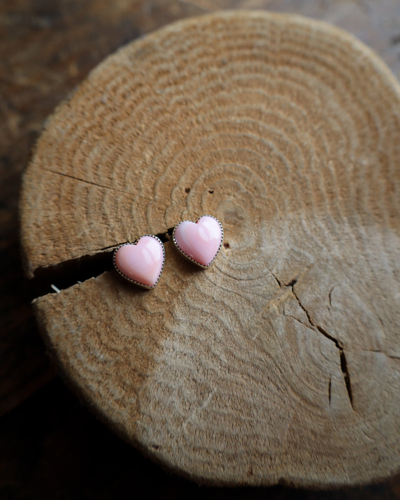 Pink Conch Heart Post Earring