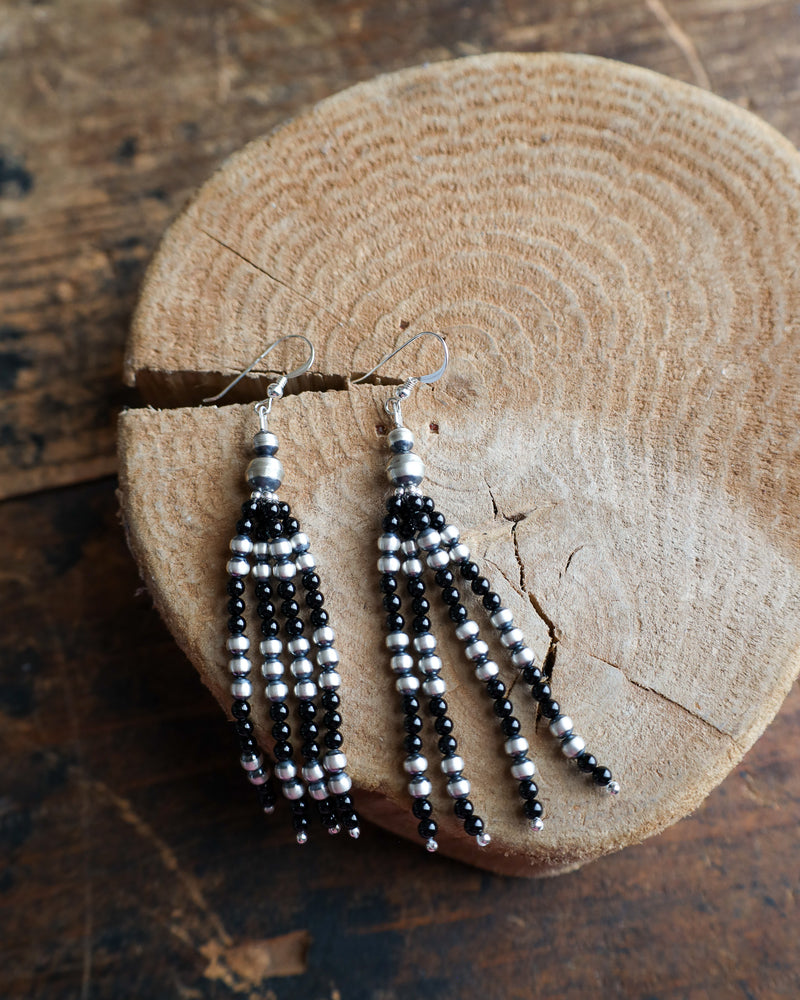 4-Strand Onyx And Navajo Pearl Beads Earring 