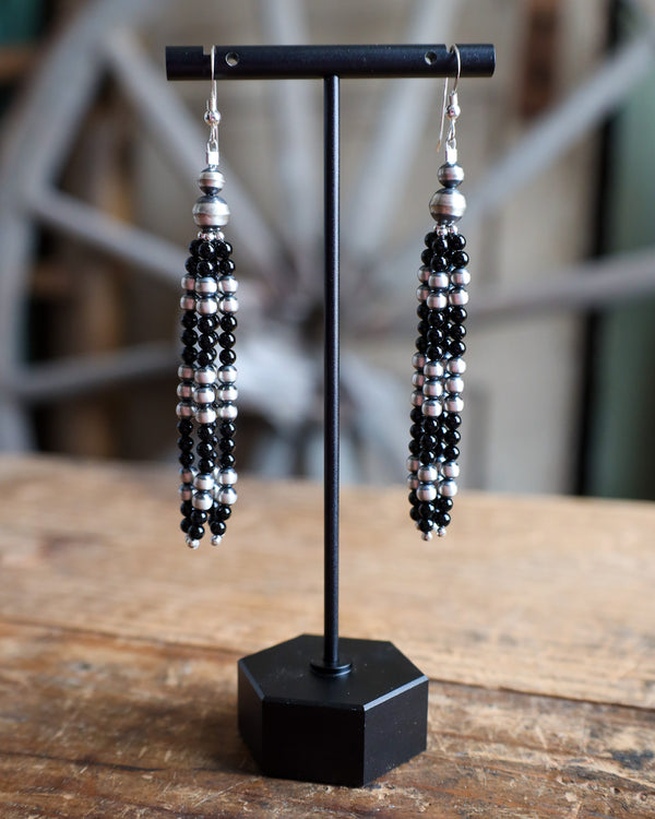 4-Strand Onyx And Navajo Pearl Beads Earring 