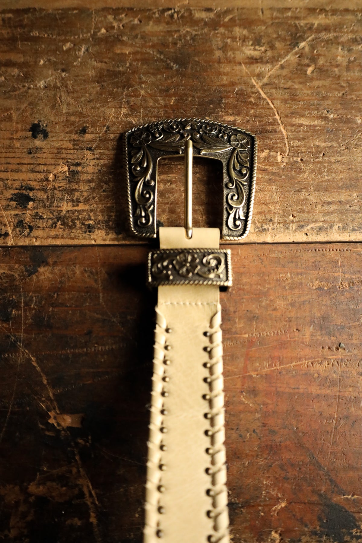 Streets Ahead leather western belt brass buckle Willa - Cognac Leather Belt Brass Western Vintage Buckle Set  main image 3