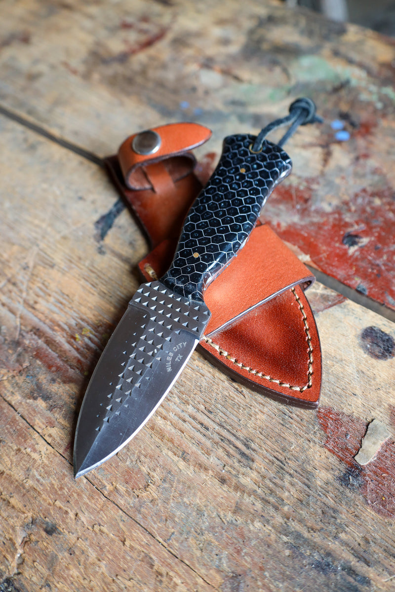 Niles City Knives Honeycomb Black Dagger Blade Knife
