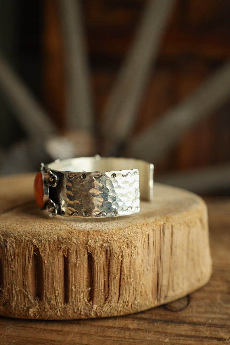 Richard Schmidt 3 Large Spiny Oyster Rounds 8 Flowers Cuff 