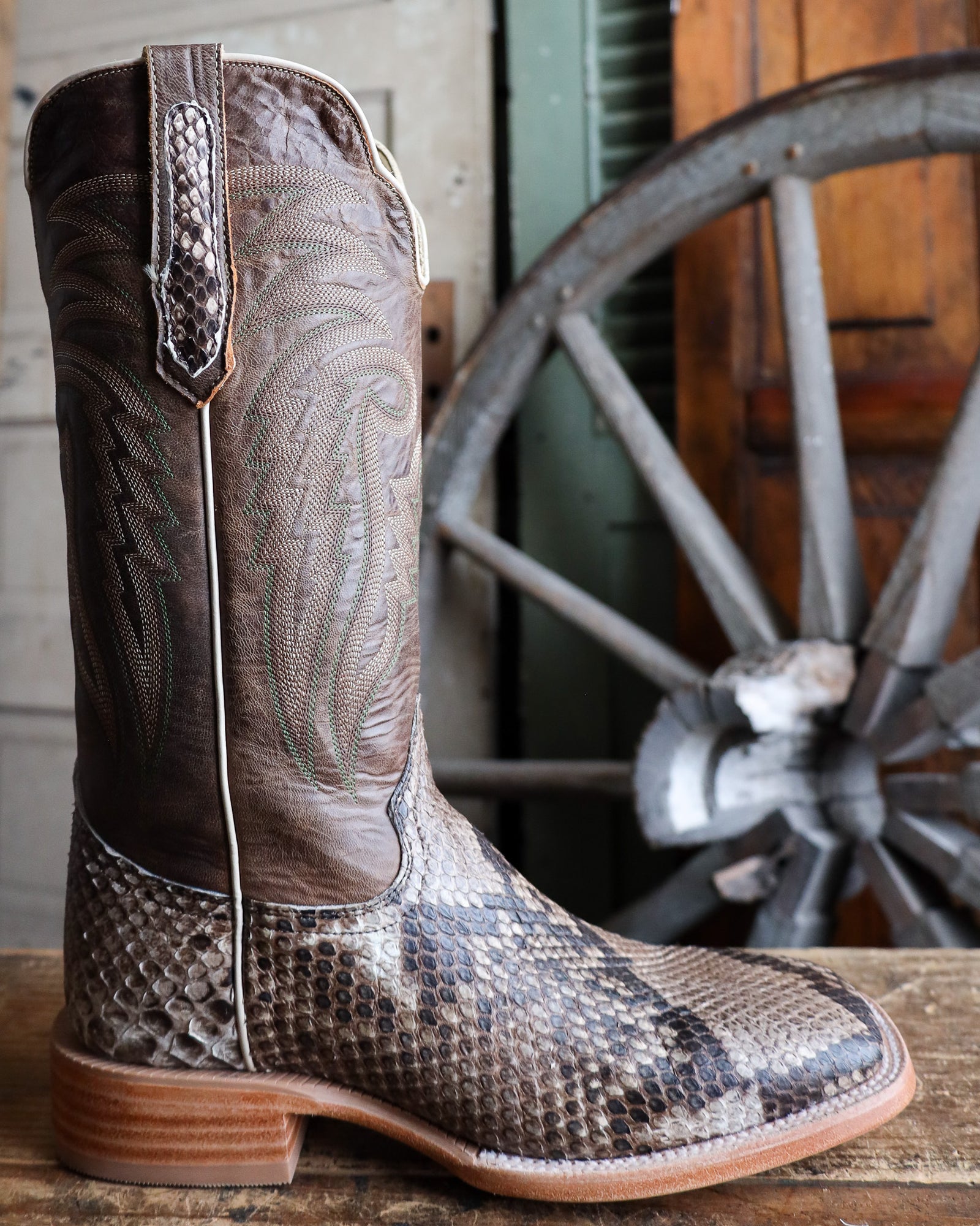 R. WATSON MEN'S RUSTIC PYTHON BELLY VINTAGE 13