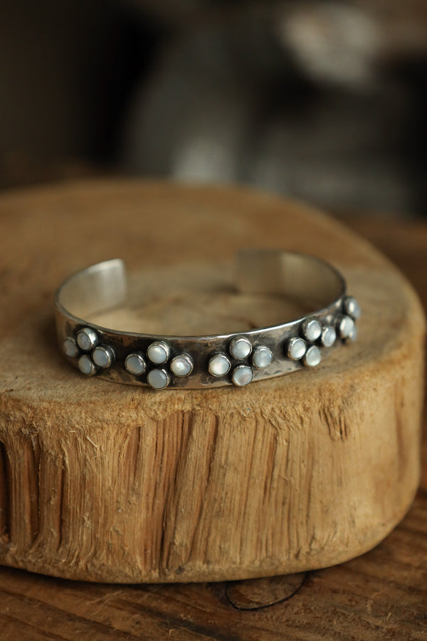 Richard Schmidt 10MM 20 Mother of Pearl Dots- Cluster 4 Cuff 