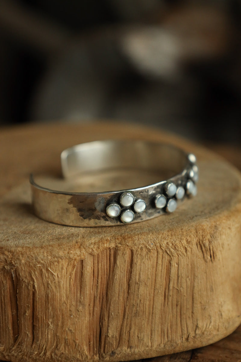 Richard Schmidt 10MM 20 Mother of Pearl Dots- Cluster 4 Cuff 