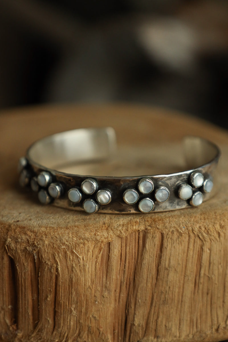Richard Schmidt 10MM 20 Mother of Pearl Dots- Cluster 4 Cuff 