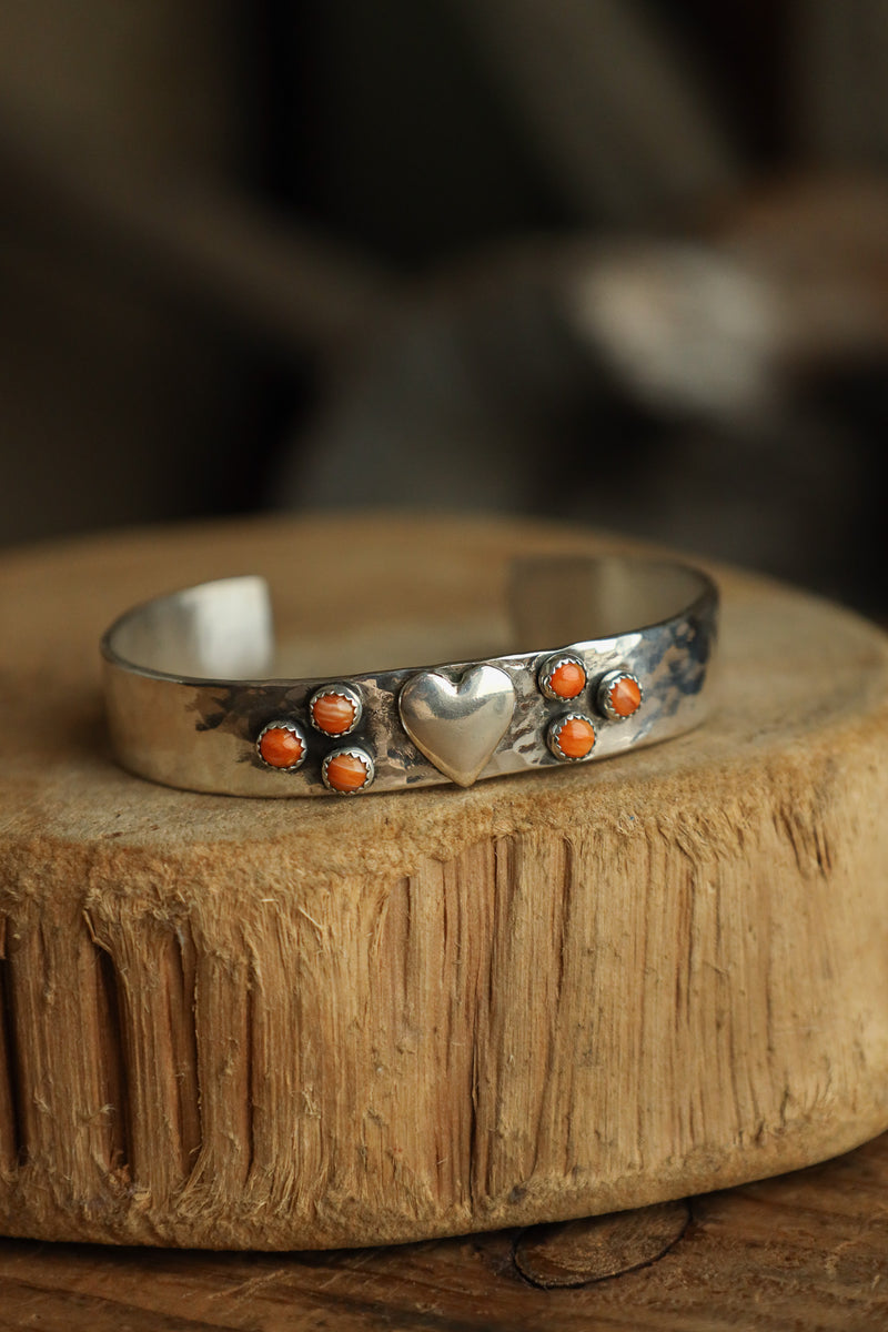 Richard Schmidt 6MM Heart 6 Spiny Oyster Dots Cuff