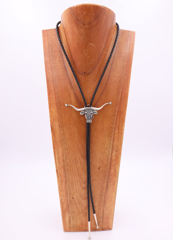 COMSTOCK HERITAGE EMBOSSED LONGHORN BOLO