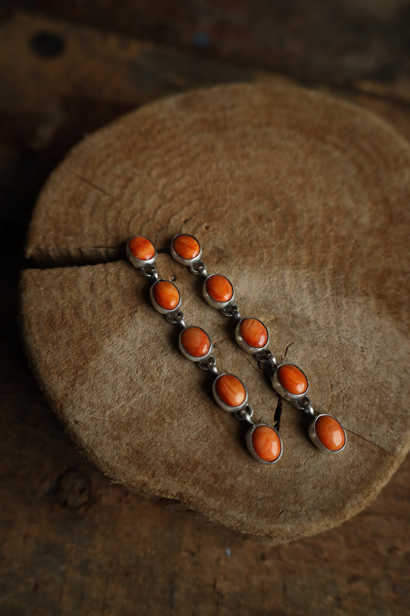 5 Spiny Oyster Ovals Drop Post Earring