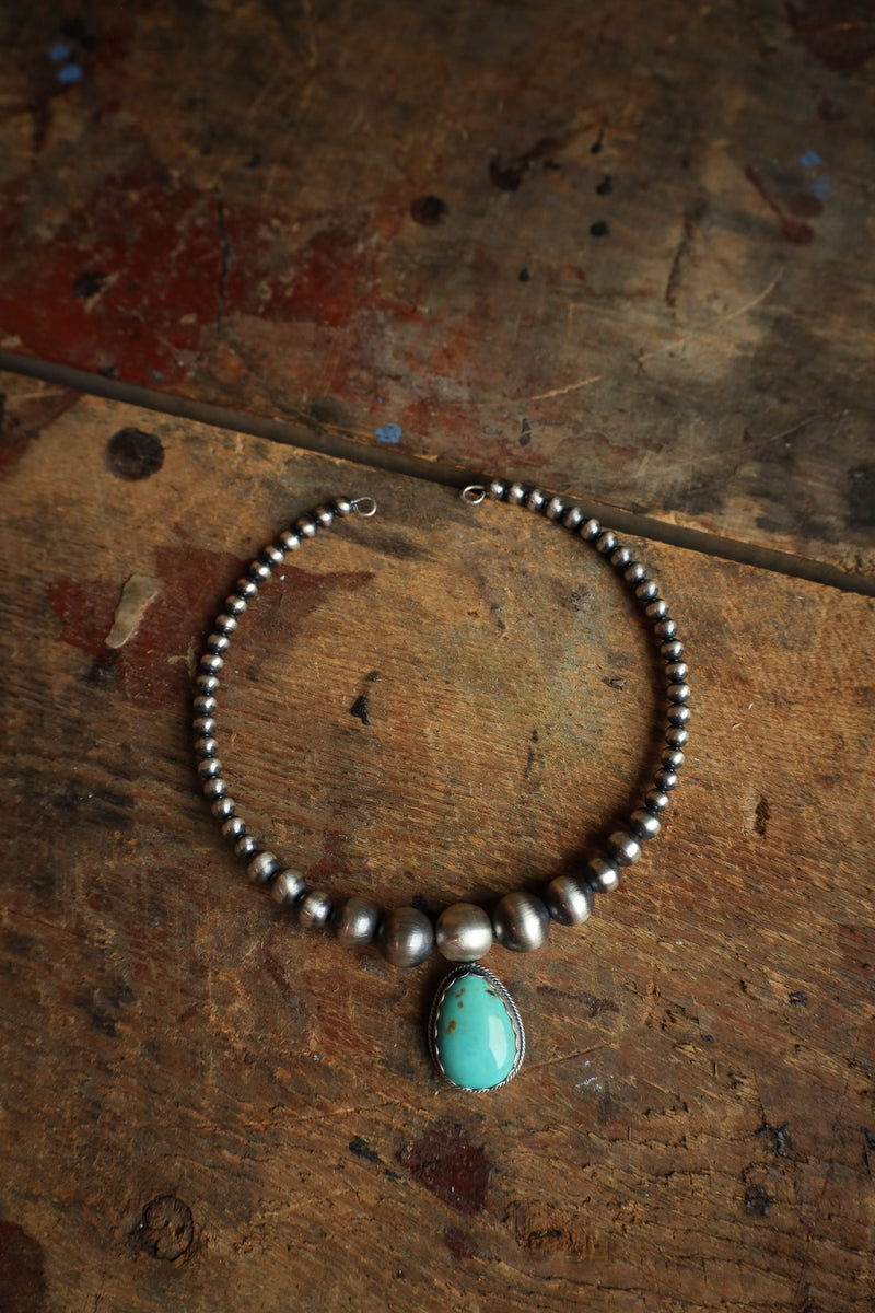 Graduated Navajo Pearls Wire Turquoise Pendant Necklace