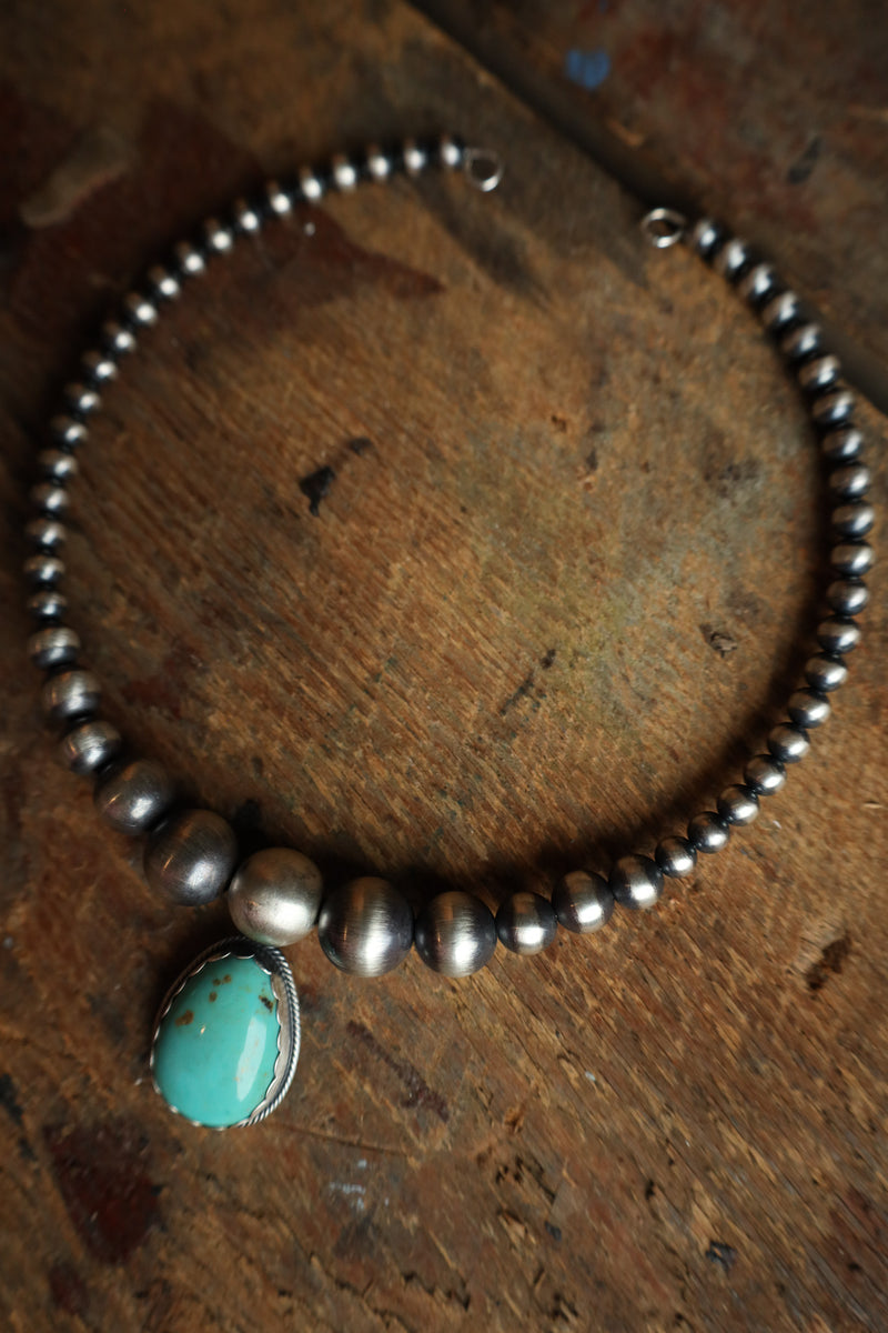Graduated Navajo Pearls Wire Turquoise Pendant Necklace