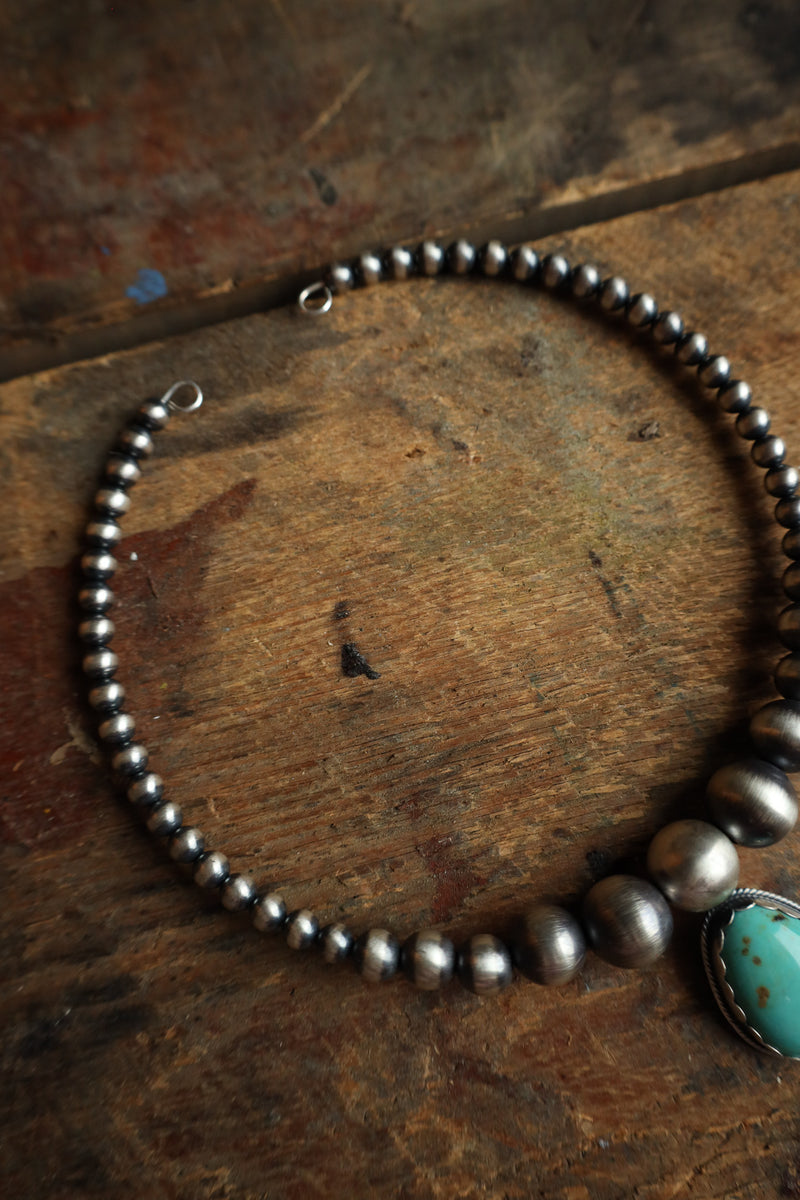 Graduated Navajo Pearls Wire Turquoise Pendant Necklace
