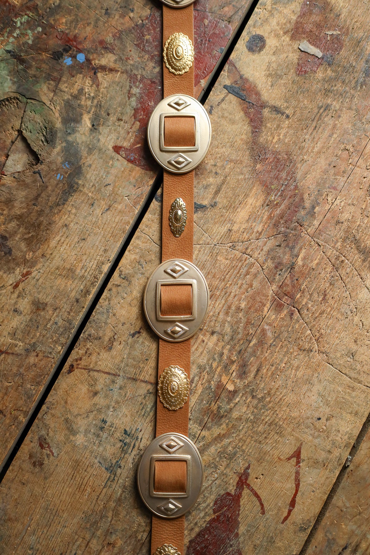 Streets Ahead Gold Concho Belt – Maverick Fine Western Wear display picture 1
