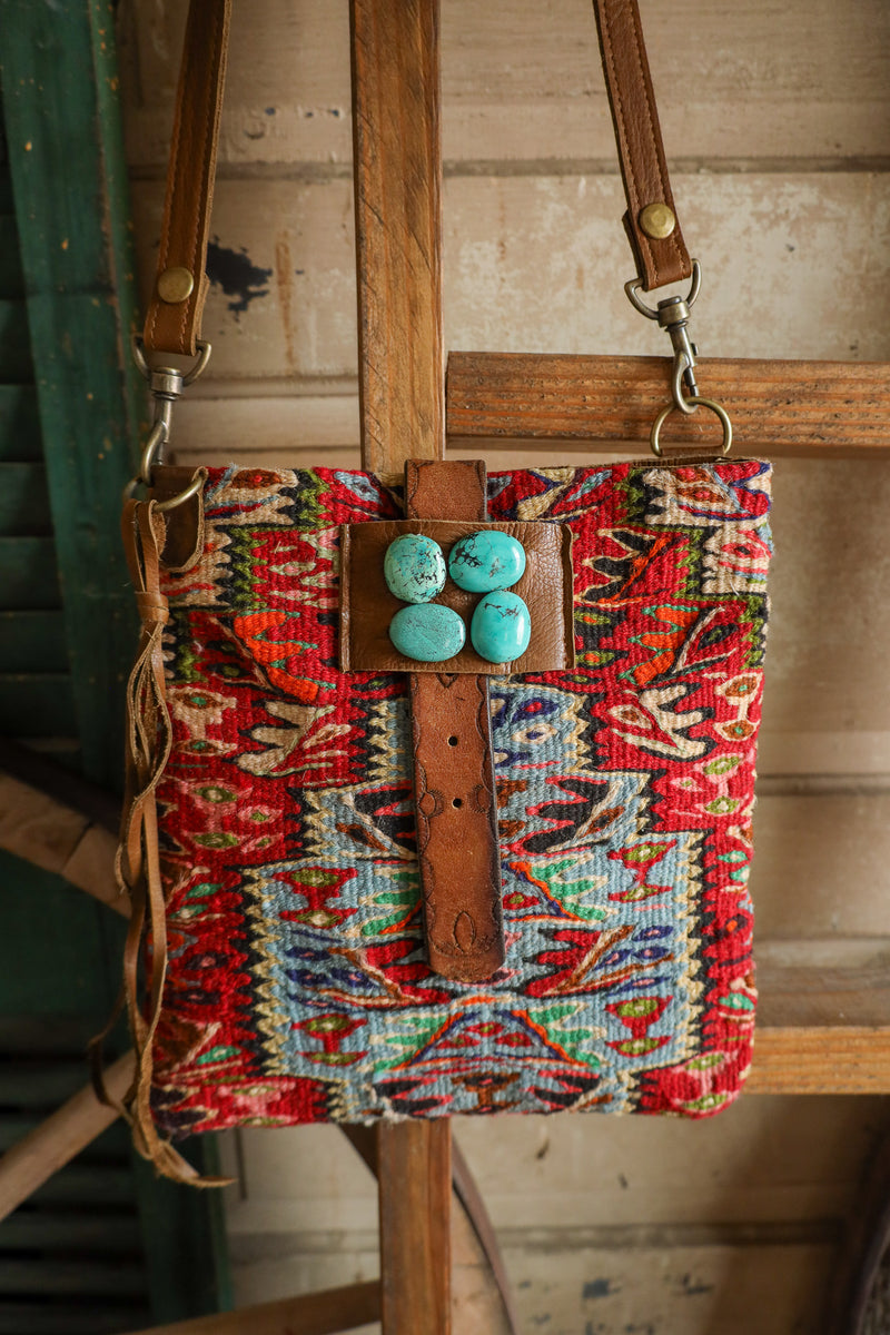 Two Bar West Small Kilim With Turquoise Handbag 