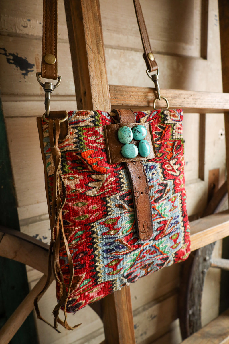 Two Bar West Small Kilim With Turquoise Handbag 