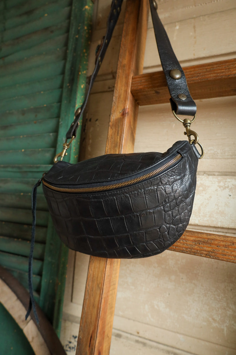 Two Bar West Black Croc Medium Zip With Strap Crossbody 